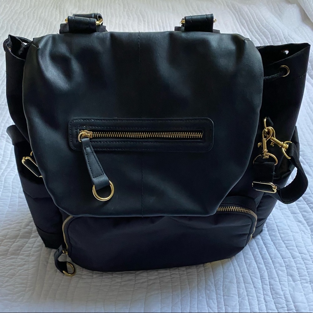 Black skip hop diaper bag